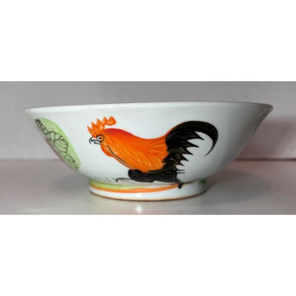Vintage Chinese Hand Painted Rooster Porcelain Noodle Bowls 6.75” - Picture 2 of 9